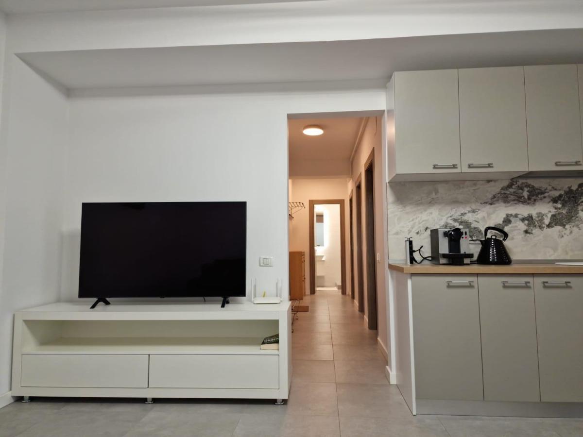 Catedral Apartment ブカレスト エクステリア 写真