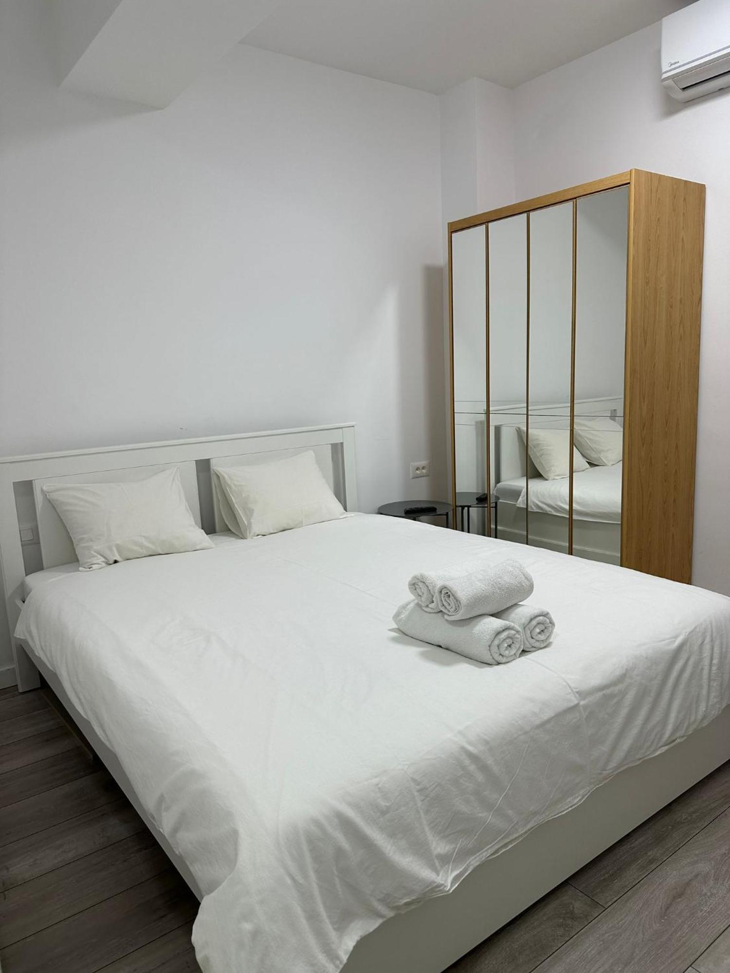 Catedral Apartment ブカレスト エクステリア 写真